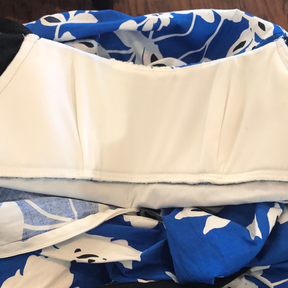 💥FINAL PRICE💥 Blue & White Floral Sundress - Picture 5 of 5